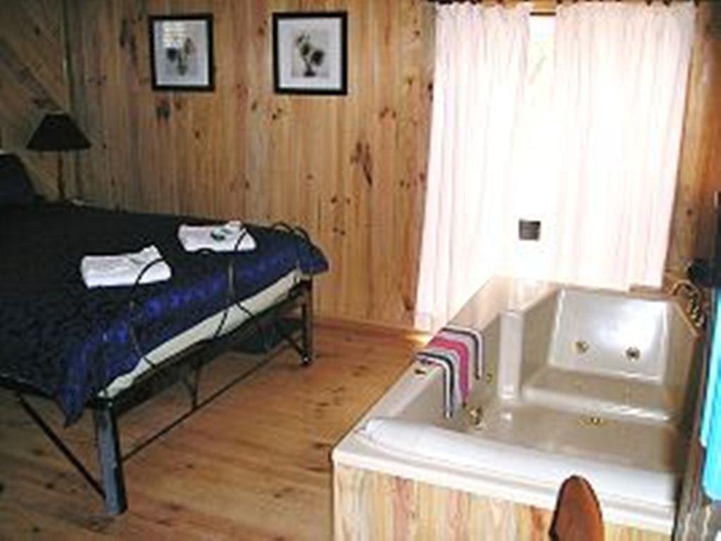 Moonbeam Cottages & Rainbow Cafe Moonambel ห้อง รูปภาพ